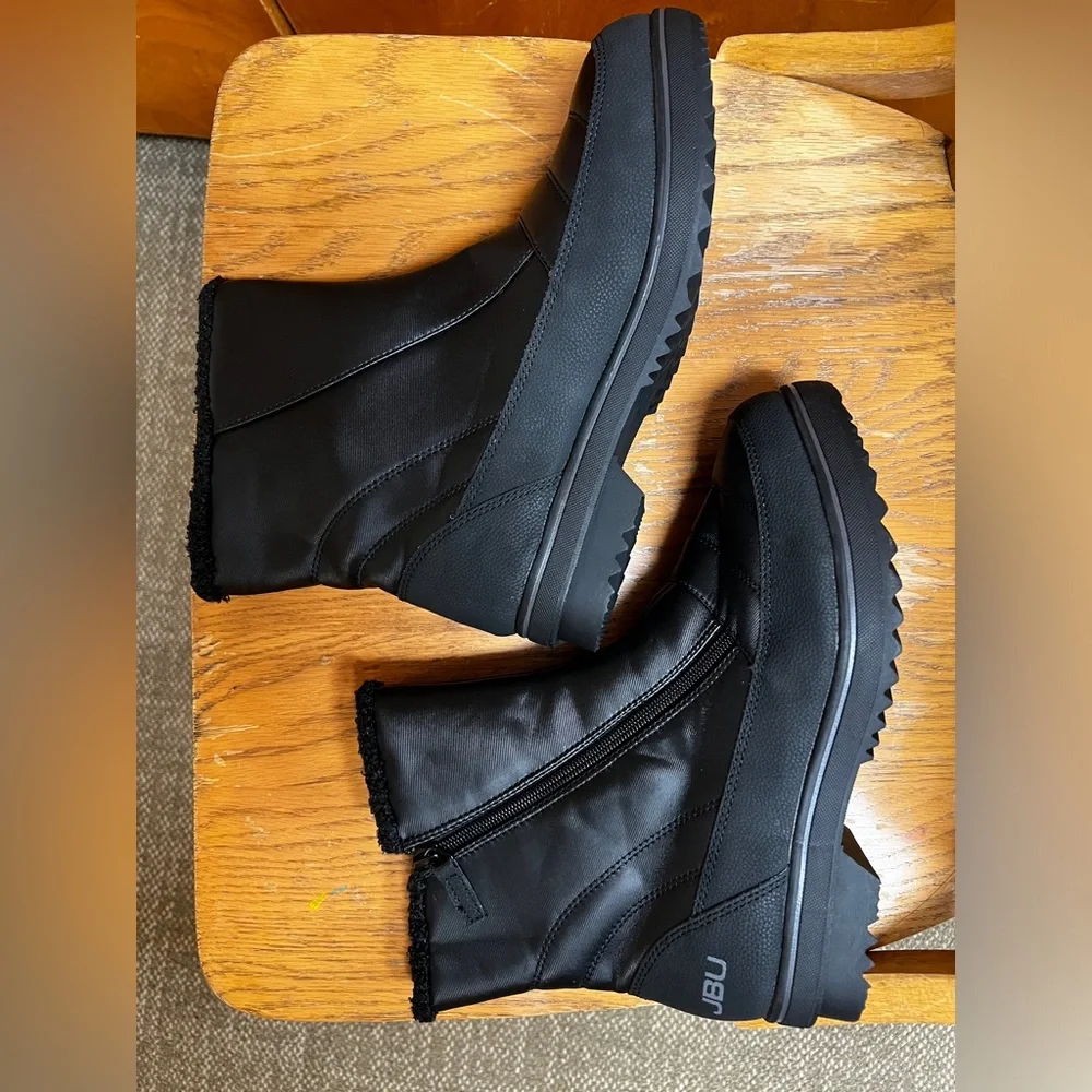 JBU Women's Black Winter Boots with Faux Fur Trim - Picture 5 of 7